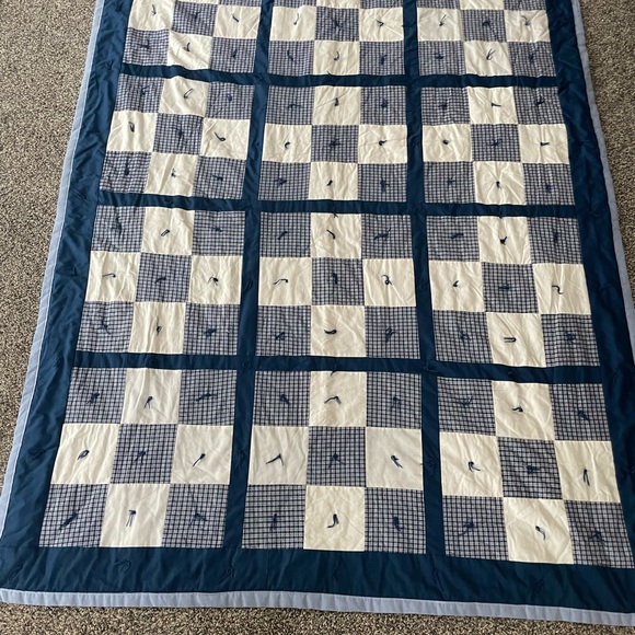 Rare Blue Blanket Throw 64” by 49” - Picture 9 of 11
